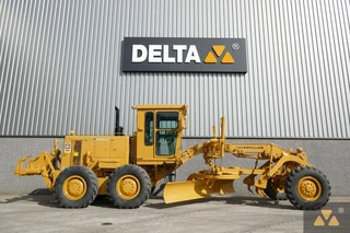Caterpillar 2009 - 130G Ex-army image 2 thumbnail