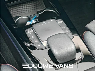 Mercedes-Benz A-Class 2020 - 250e Sedan AMG Panorama Memory Night Pakket zdjecie 21