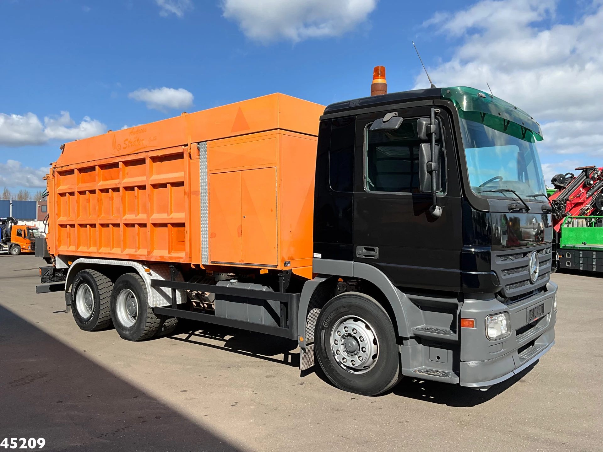 Mercedes-Benz Actros 2004 - 3336 6x4 RSP Saugbagger 7m³ obrázek 3
