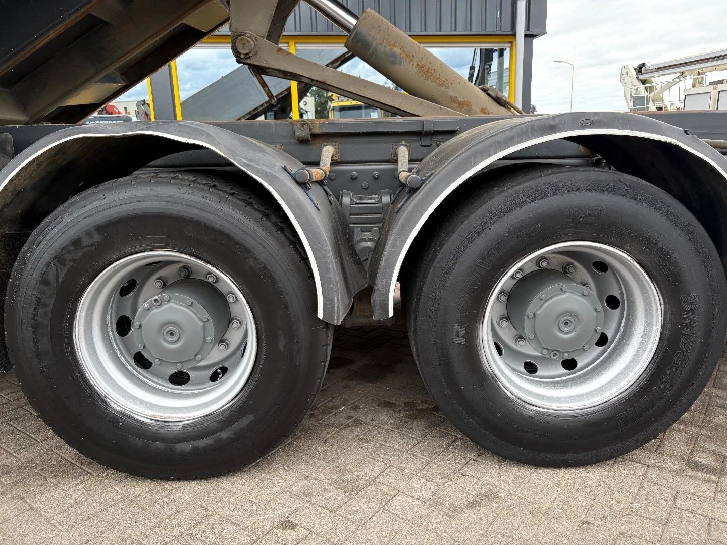 Mercedes-Benz Axor 2008 zdjęcie 30