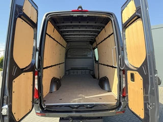 Mercedes-Benz Sprinter 2024 - 319 CDI 191 PK 4x4 AUTOMAAT FACELIFT BPM VRIJ !! / 9G-TRONIC / L3H2 / STUUR EN STOELVERWARMING / 2.8 TONS TREKHAAK / CAMERA / ADAPTIVE CRUISE / AIRCO......... ZEER COMPLEET !! obrazek 6