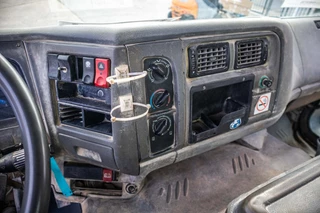 Renault 5 2005 - KERAX 370-6X4+16000L/5COMP obrazek 11