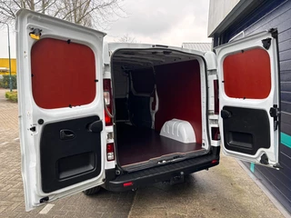 Renault Trafic 2023 - T30 L2H1 150PK AUTOMAAT RED EDITION afbeelding 3 miniatuur