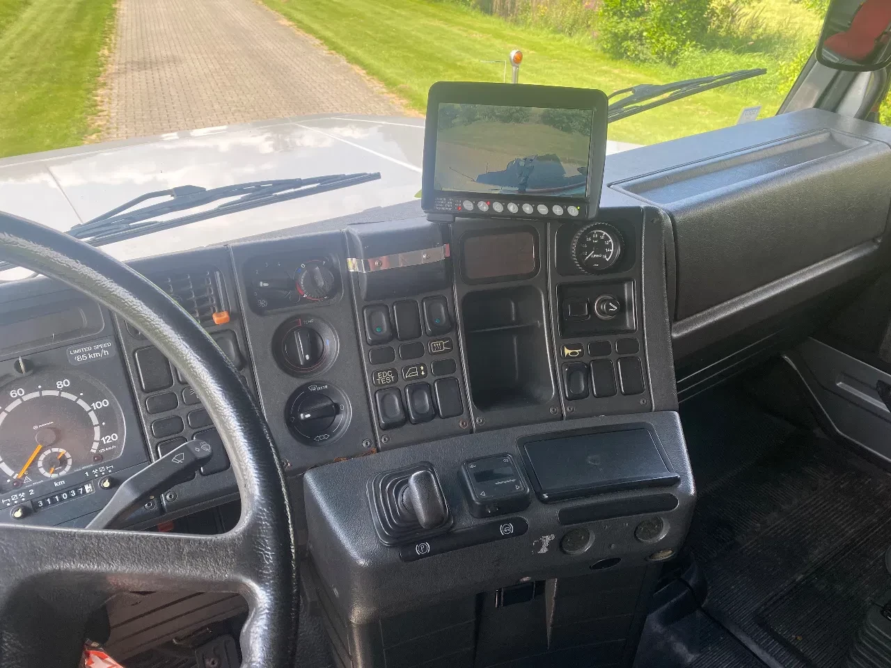 Scania T 1994 - T143-500 V8 | 4x2 | 4350 mm WHEELBASE | TOP CONDITION !!! zdjęcie 8