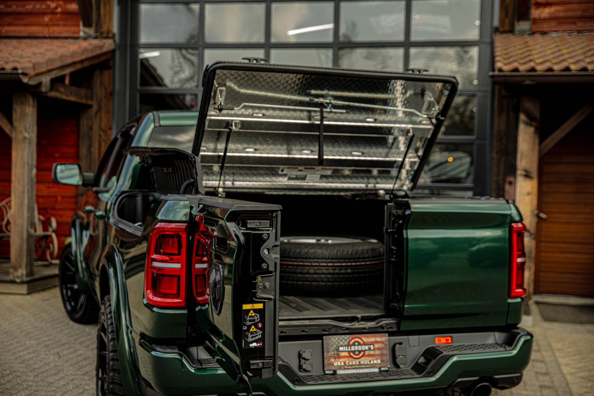 Dodge Ram 1500 2024 - Limited H/O Hurricane 540 PK Serrano Green Metallic image 7