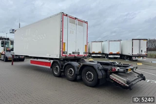 Jumbo 2010 - DO 270 / LZV Slider / Lift axle Bild 3 Miniaturansicht