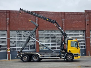 DAF CF 2002 - 250 6x2*4 - Hooklift - HIAB 102 Crane - Manual gearbox - Steering axle - Euro 3 image 25