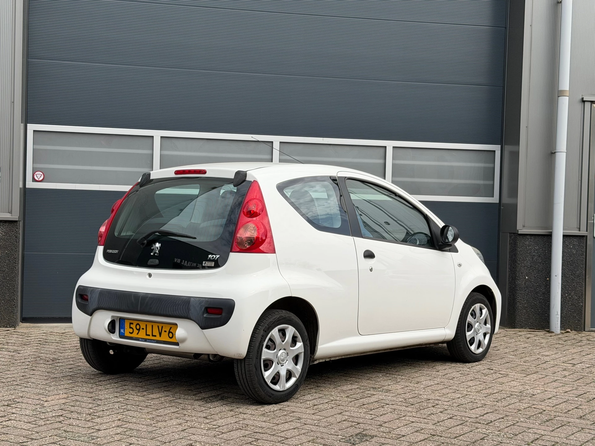 Peugeot 107 2010 - 1.0-12V XR bj.2010 Stuurbekr|Radio|Nette staat. obrázek 5
