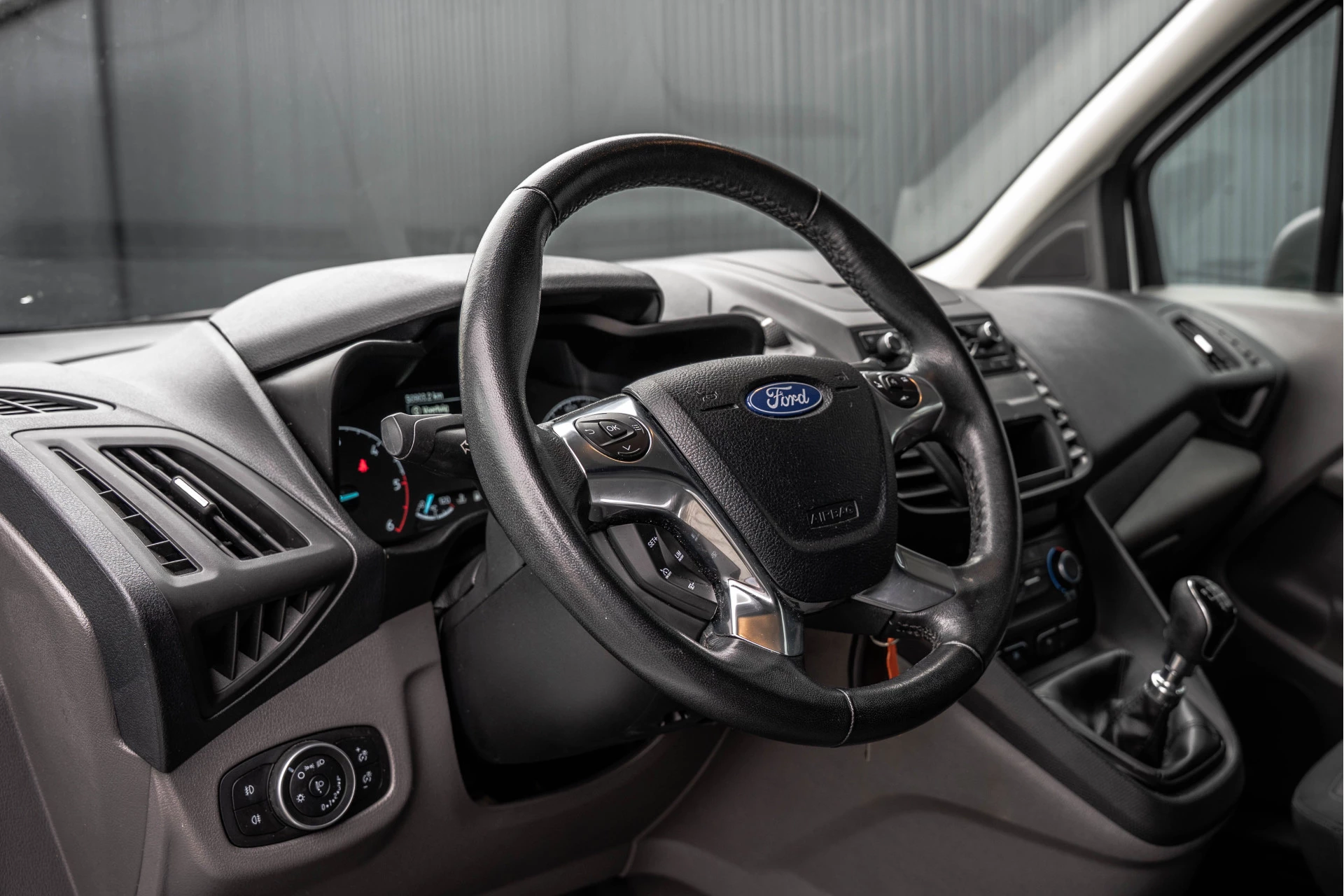 Ford Transit Connect 2019 - **1.5 EcoBlue | Cruise | Airco | Trekhaak** obrázek 11