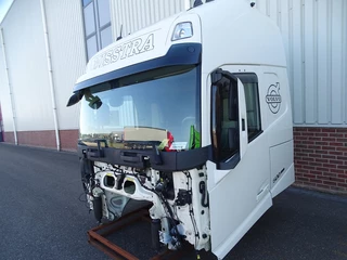 Volvo FH 2016 - FH-4 GLOBETROTTER XL obrazek 1