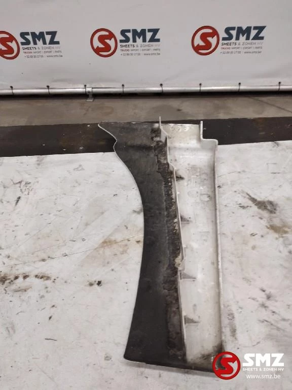 MAN 2019 - Occ spatbord vooraan rechts MAN obrázek 2