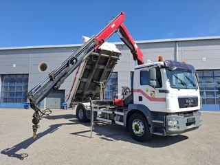 MAN TGM 2010 - 18.250 / HMF 1430 K2 REMOTED CRANE / ROTATOR / 3SIDE TIPPER / 369581 KM / TUV:29-10-2026 / AUTOMATIC / EURO-5 / 2010 immagine 4