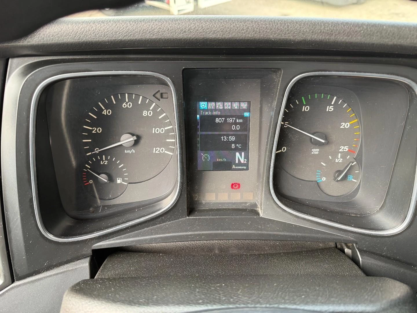 Mercedes-Benz Actros 2014 - 1840 Bild 8