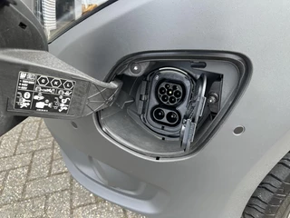Mercedes-Benz eVito 2023 - 66kWh 100% Elektrisch 286km wltp Apple Carplay bild 25