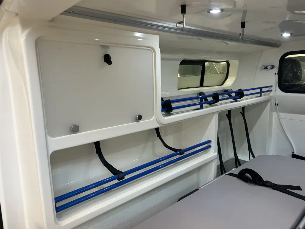 Renault Trafic - 1.6DCI L1H1 Ambulance UNUSED NIEUW Airco Cruisecontrol 3X Op Voorraad nieuw en on gebruikt Bild 12