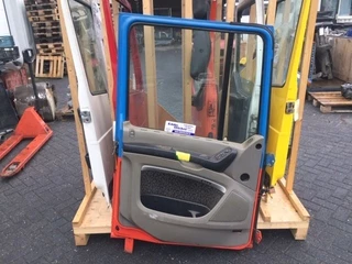 DAF N/A - 1676218 LINKER PORTIER XF105 bild 2