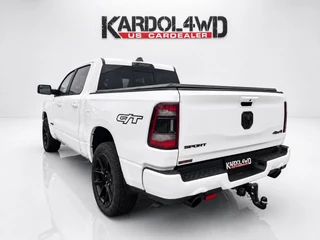 Dodge Ram 1500 2024 - 5.7 V8 4x4 Crew Cab SPORT GT BPM VRIJ! | Incl LPG | Trekhaak 13-polig | Bedcover | Adaptive cruise | PANORAMADAK| bild 6
