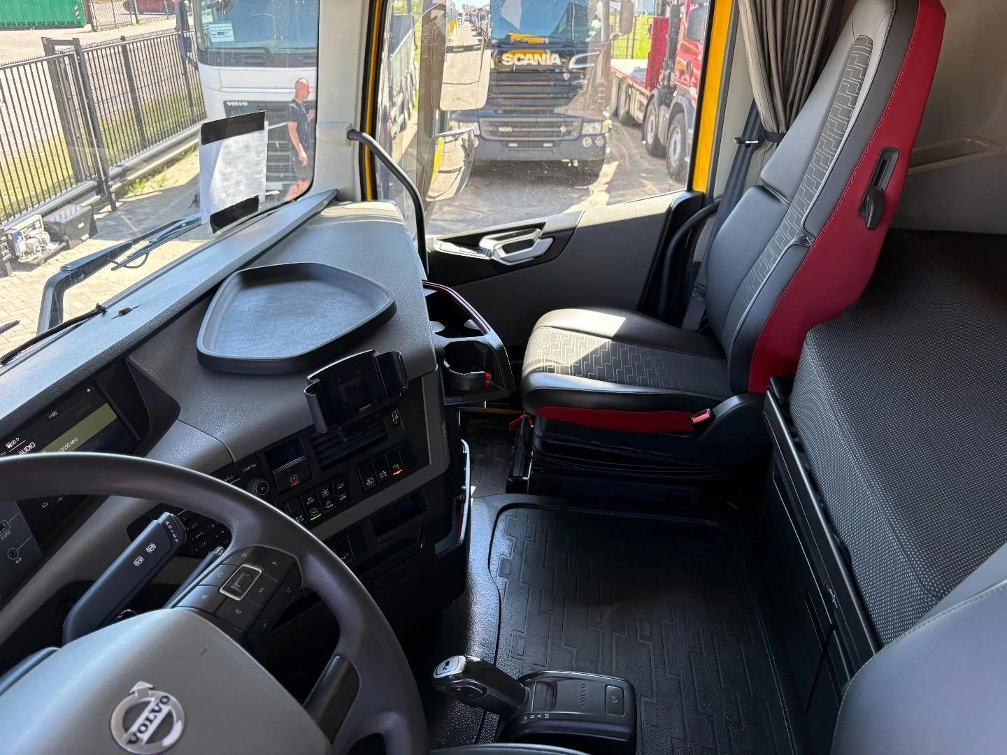 Volvo FH 2018 - 500 image 27