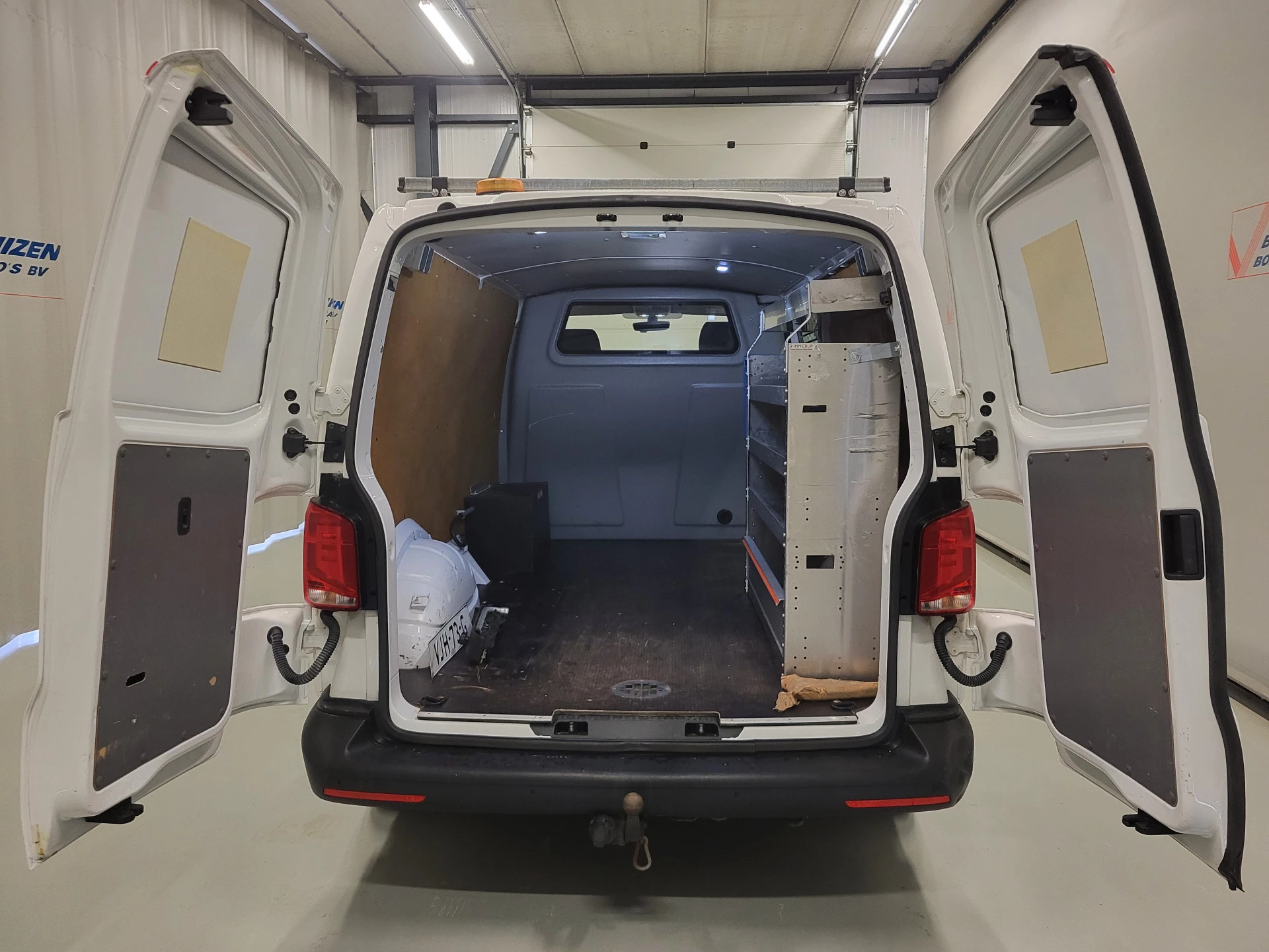Volkswagen Transporter 2021 - 2.0TDI 150pk L2/H1 4Motion Euro 6! image 6
