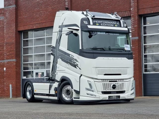 Volvo FH 2026 - 13.500 Aero Globetrotter XL 4x2 - Retarder - I parkcool - 2x tank - Mirror cams - Full air zdjecie 24