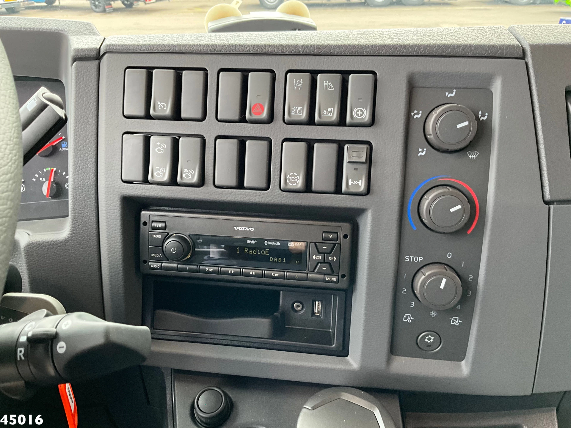 Volvo FL 250 VDK 9m³ met AE weegsysteem 2025 Bild 11
