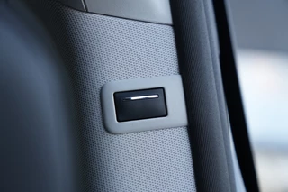 Mercedes-Benz EQV 2024 - 300 L2 90kWh 204pk - 2x Schuif - Stoel/Stuurverwarming - Stoelkoeling - Elek Schuifeuren - Blindspot - Multibeam - Rijklaar obrazek 49