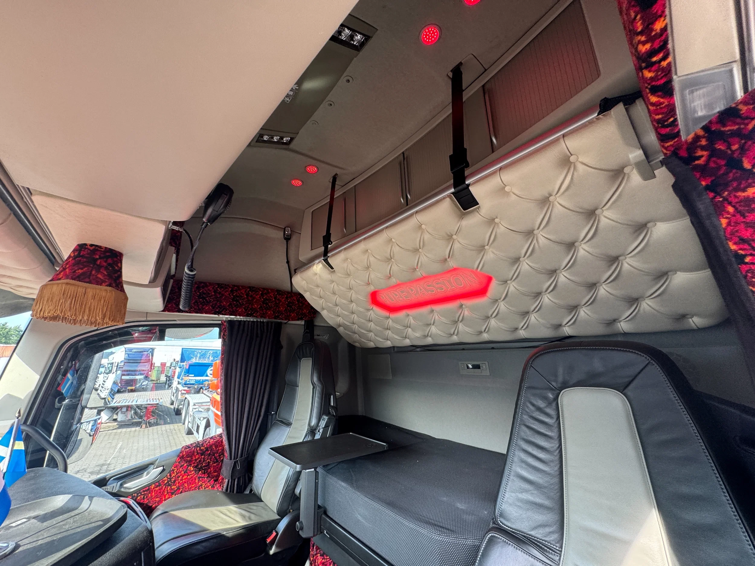Volvo FH 2020 - 500 Globetrotter XL Special / Full Air / Euro 6D obrázek 16