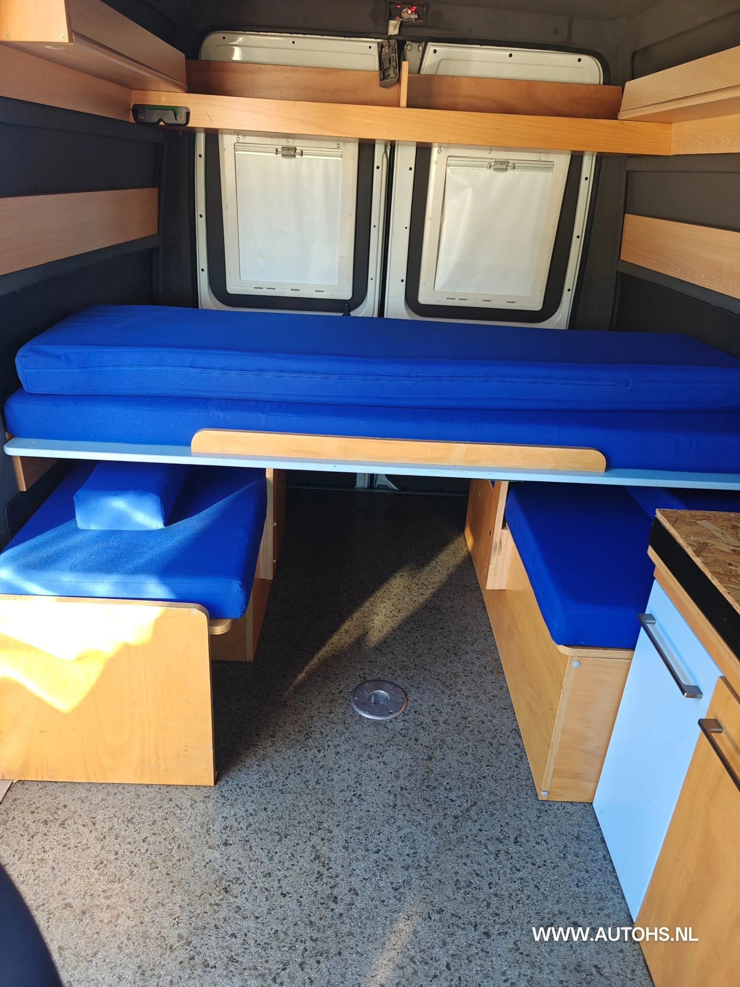 Citroën Jumper 2003 - Camper , Draaistoelen , trekhaak , Luifel. afbeelding 18