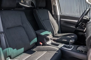 Toyota Hilux 2019 - 2.4 D 4WD | 150 PK | Automaat | Camera | Cruise | Navi | Trekhaak bild 12