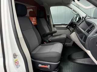 Volkswagen Transporter 2019 - 2.0 TDI 102 PK / L1H1 / 1e EIG. / ACHTERKLEP / AIRCO / CRUISE / CAMERA / VERWARMDE VOORRUIT bild 6
