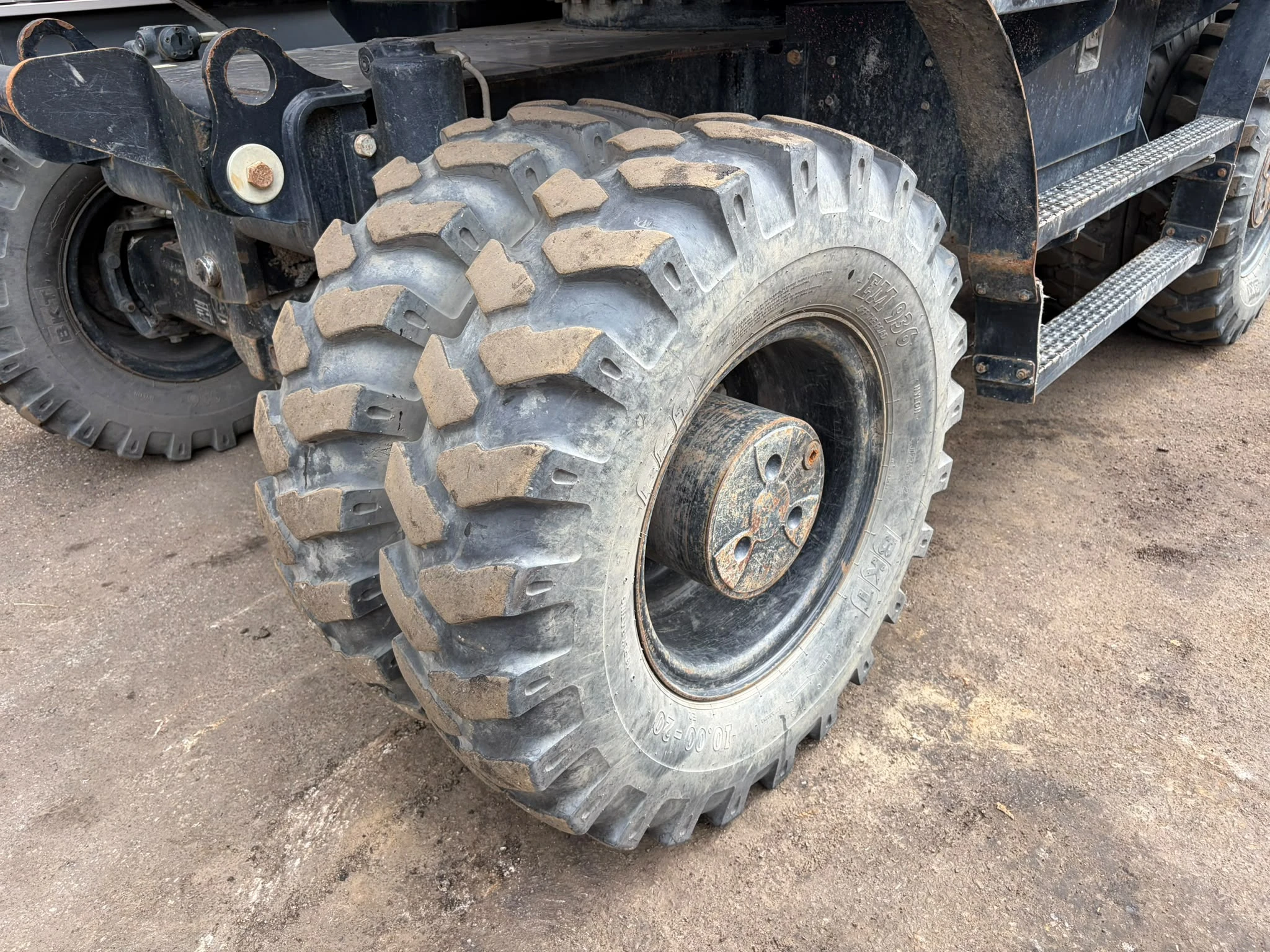 Caterpillar M318F 2015 image 11