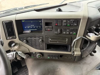Volvo FM 460 2018 - FM 460 6X2 HIAB 422-6 2AS AANHANGER bild 9