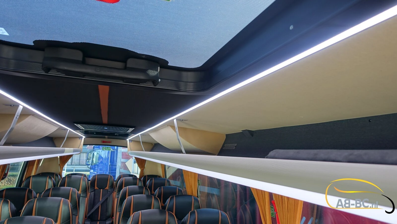 Iveco Rosero First Busworld Edition 31 Seats EURO 6 2026 afbeelding 69