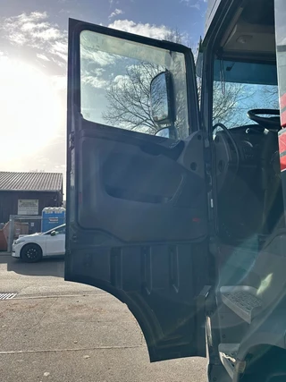 DAF XF 106.440 2015 - DAF XF 106 440 BL 4x2 *SpaceCab*Pritschenwagen mit Schiebeplane und EDSCHA - Verdeck* zdjecie 28