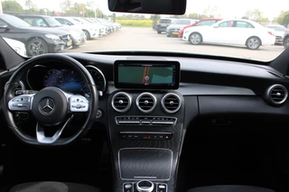 Mercedes-Benz C-Class 2019 - Estate 160 AUT9 AMG NIGHT PAKKET PANORAMADAK 360-CAMERA 19'' NL AUTO imagem 2