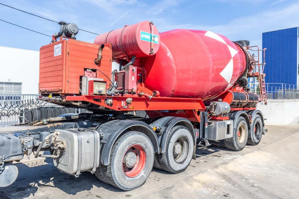 IMER 2016 - BETON MIXER/MALAXEUR/MISCHER10M3 (+MOTOR/MOTEUR ) afbeelding 1