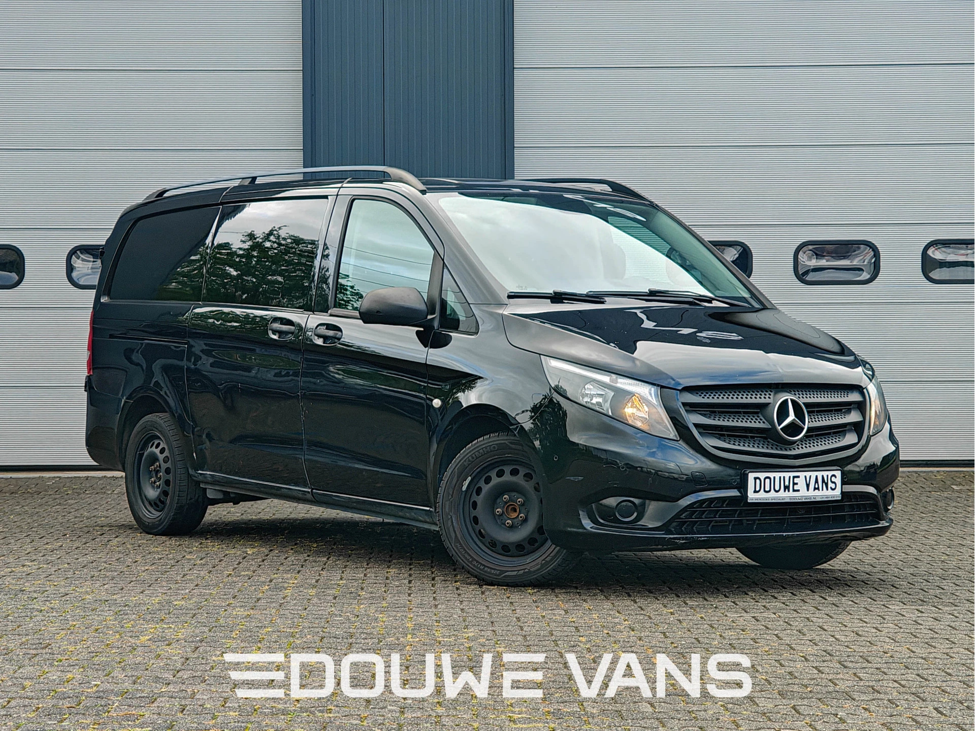 Mercedes-Benz Vito 2017 - L2 114 Automaat Trekhaak Camera Navigatie image 1