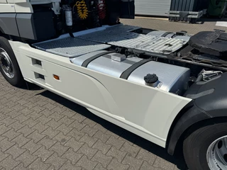 DAF XF480 2019 - SSC Euro 6D Intarder 2 Tank Smart Tacho image 7