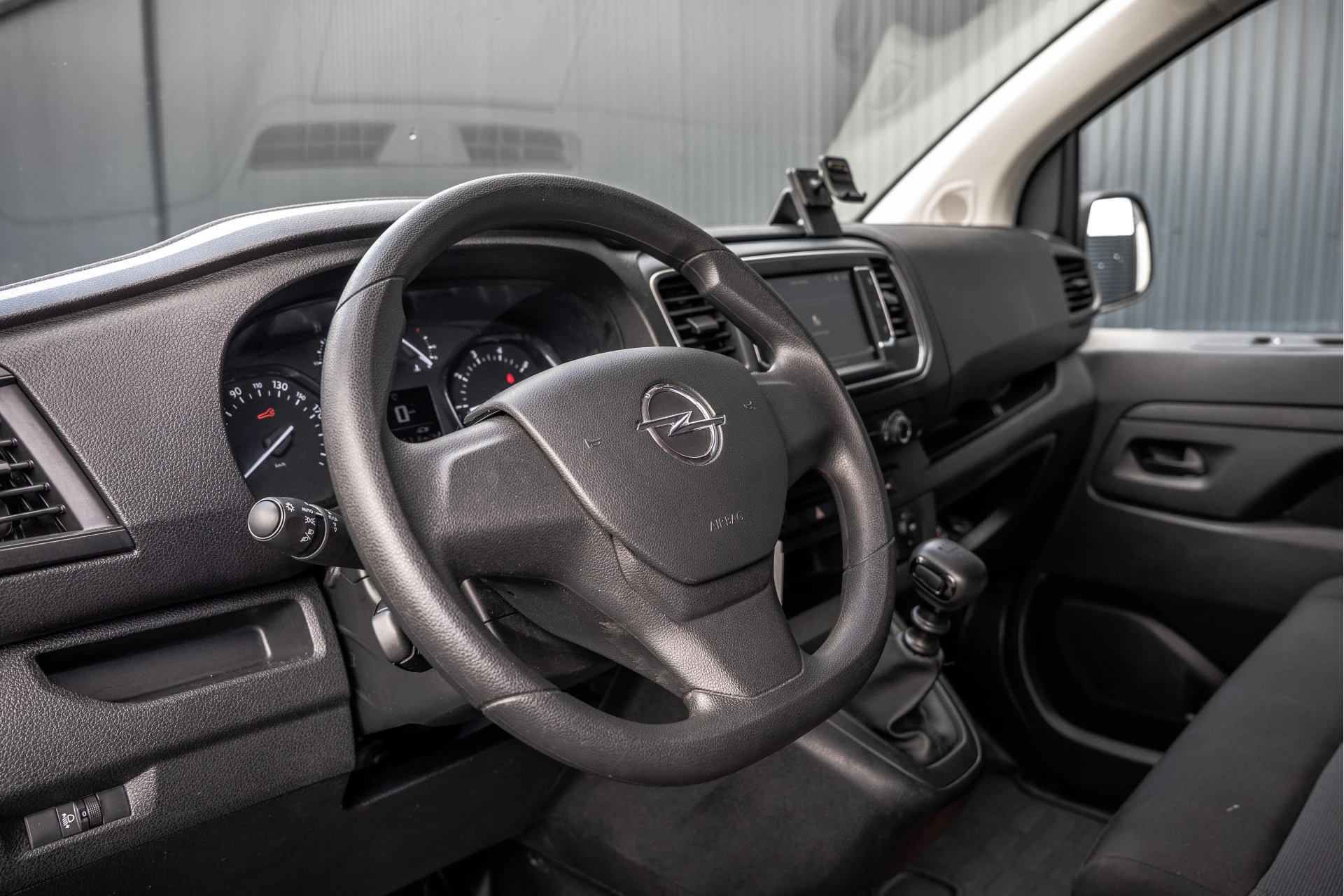Opel Vivaro 2023 - 2.0 | 145 PK | L3H1 | Camera | Carplay | Cruise | Airco | Parkeersensoren | 3-Zits Bild 11