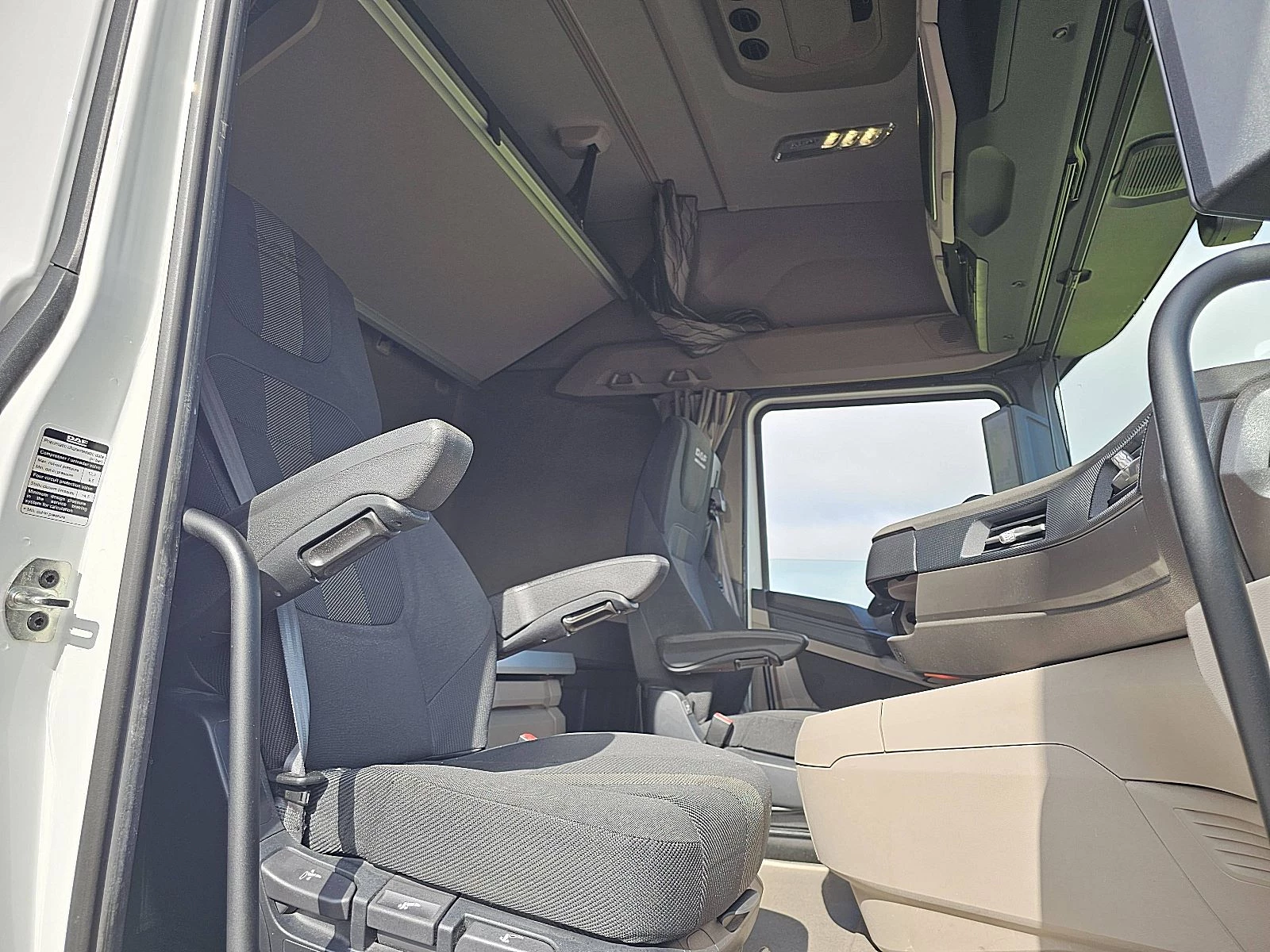 DAF 2022 - XG 480 zdjęcie 7