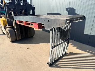 Cat N/A - 313E / M315F / 320F / 323E / 325F / 329E / 330F / obrazek 3