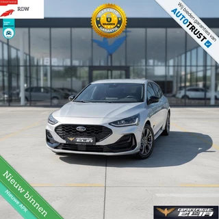 Ford Focus 2022 - 1.0 EcoBoost Hybrid Titanium Style ST-Line Aut for sale