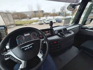 MAN TGS 2017 - 35.420 8x2*4 - HMF Container system - Euro 6 - Automatic imagem 6