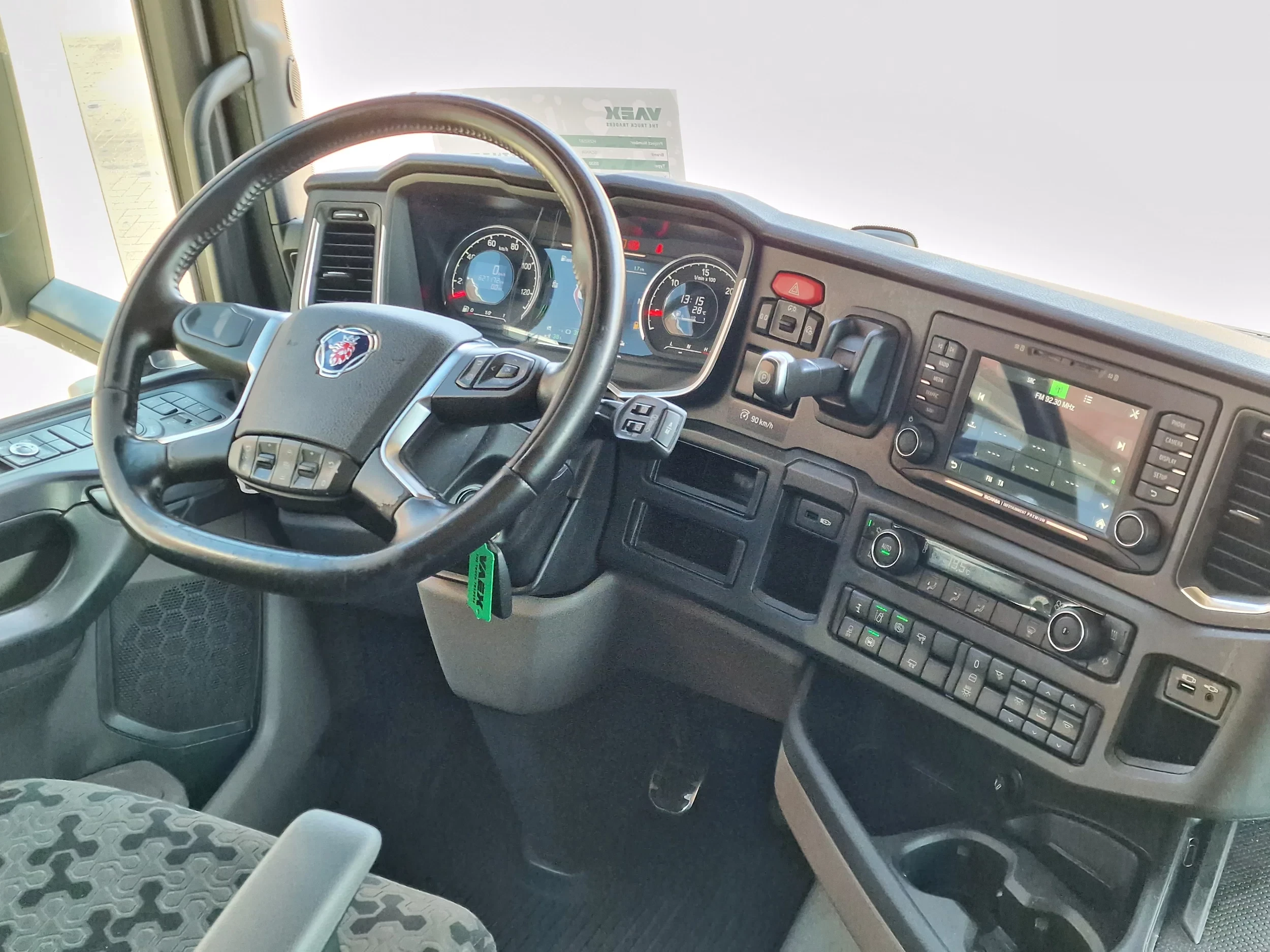 Scania S 2022 - 530S V8 NGS Highline 4x2 - Retarder - Night clima - 2x tank - Led Bild 18
