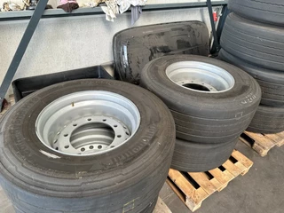diversen N/A 2010 - 10x 385/65-R22.5 on rims obrazek 2