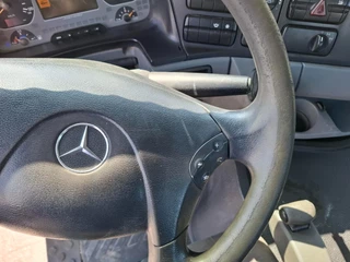 Mercedes-Benz Actros 2008 - 3351 V8 / 6X4 / !! 182393 KM !! / RETARDER / 2XBIG AXLE / PTO / FULL-STEEL / DRUM BRAKES / AIRCO / 2008 immagine 16