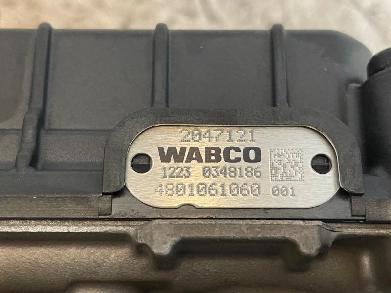 DAF - 2047121 ACHTERASMODULATOR EBS-3 WABCO 4801061060 afbeelding 3