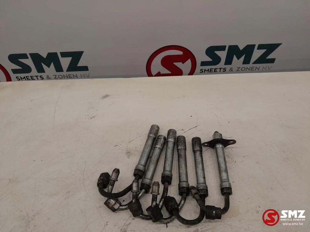 Mercedes-Benz - Occ set 6 brandstofleidingen Mercedes Actros MP4 A Bild 1