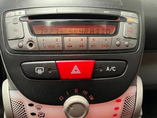 Toyota Aygo 2012 - 1.0-12V Dynamic Navigator - 1e Eigenaar - NAP - NAV - Airco. bild 16