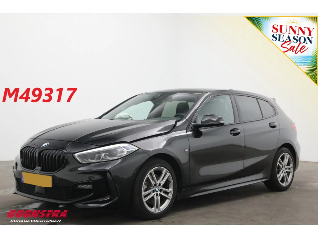 BMW 1 Serie 2023 - 118i Aut. M-Sport LED Apple/Android LivePro Cruise 65.193 km! afbeelding 1